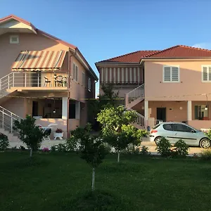 Islami , Durrës Albanien